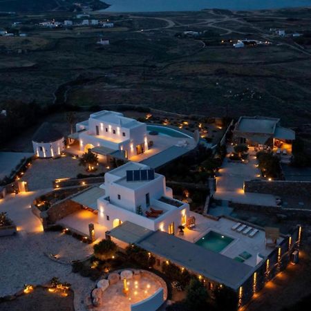 Mykonos Ag Villas In Ftelia Beach Bagian luar foto