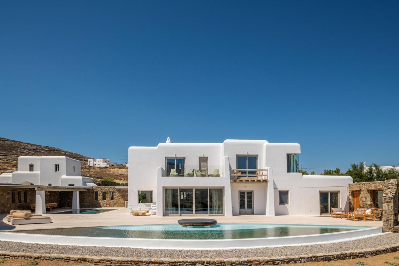 Mykonos Ag Villas In Ftelia Beach Bagian luar foto