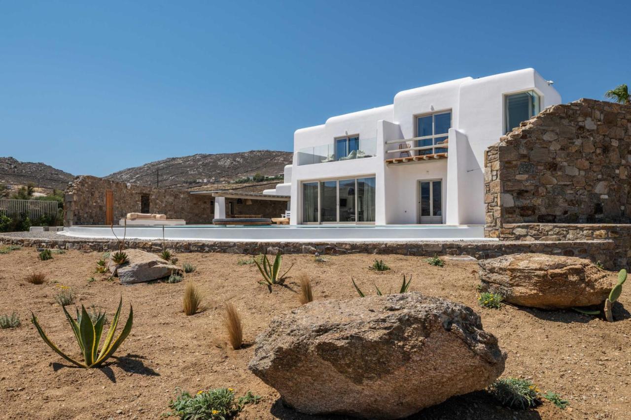 Mykonos Ag Villas In Ftelia Beach Bagian luar foto